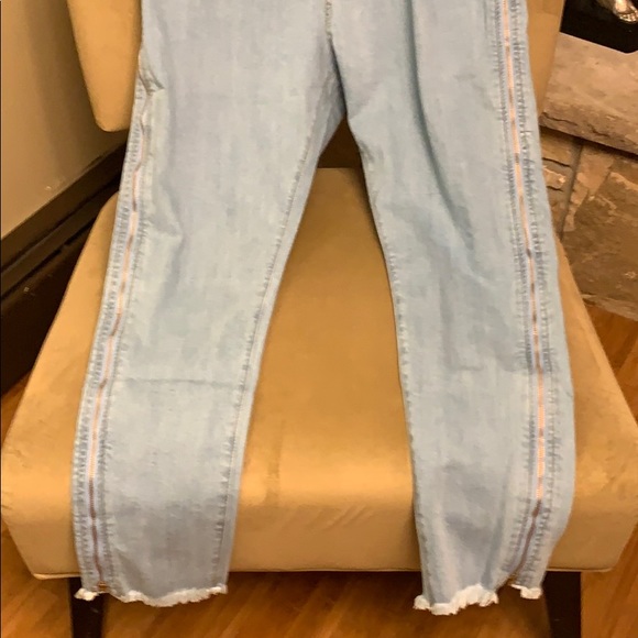 New high rise light blue jeans - Picture 5 of 5